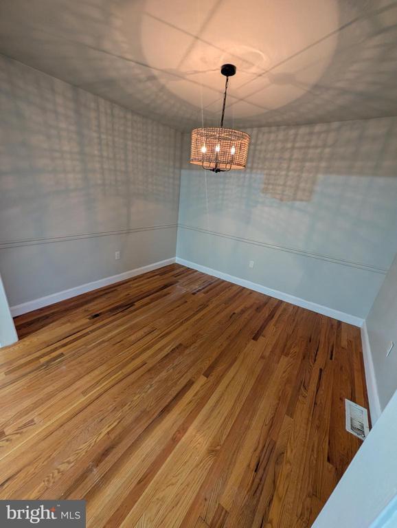 Building Photo - 20 Dale Ct