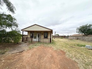 Building Photo - 4503 Princeton Ave
