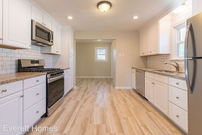 Building Photo - 3 br, 2 bath House - 1833 S Kimbrough Ave