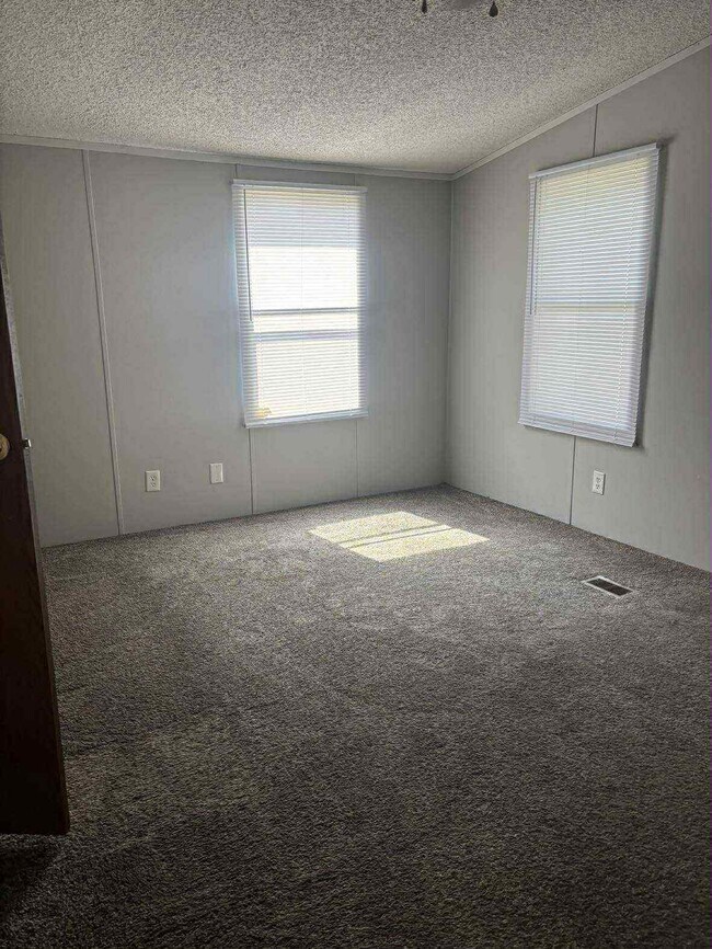 Foto del edificio - Braswell Mobile Home Park