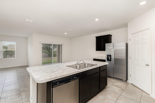 Building Photo - 1299 Buffing Cir SE