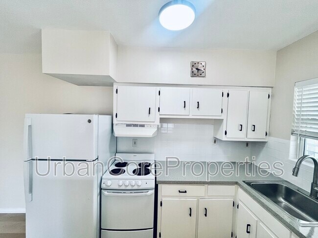 Foto del edificio - 115 7th Ave N