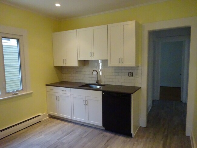 Foto del edificio - 2425 Niagara St