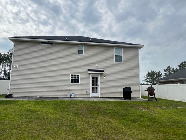 Foto del edificio - 616 Piedmont Ave