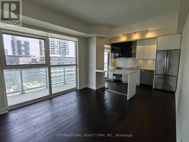 Building Photo - 33-1633 Shore Breeze Dr