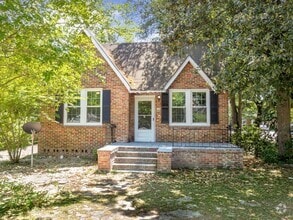 Building Photo - 122 Haynsworth St