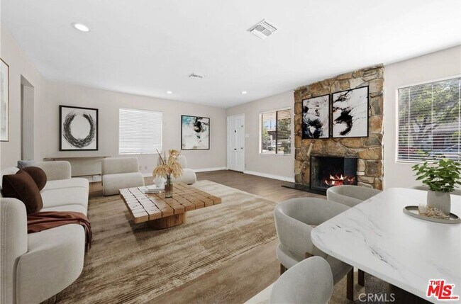 Foto del edificio - 848 N Valley St