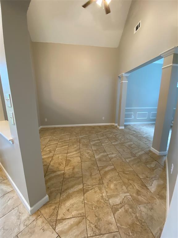 Building Photo - 1425 Mija Ln