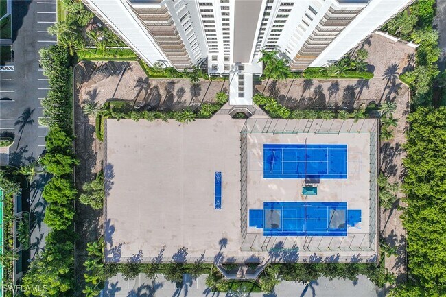 Foto del edificio - 840 S Collier Blvd