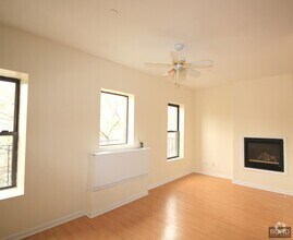 Building Photo - 342 W 47th St