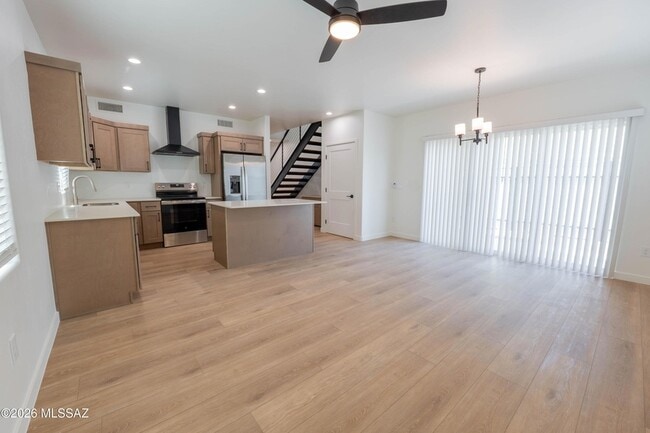 Building Photo - 1300 N Rook Ave