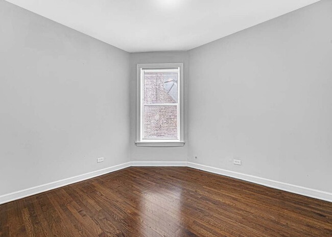 Building Photo - 6111 S Eberhart Ave