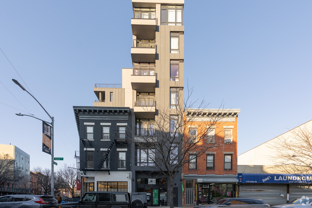 Primary Photo - 1111 Fulton St