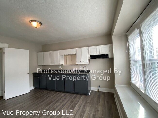 Foto del edificio - 3 br, 1 bath House - 1719 Nelson Avenue
