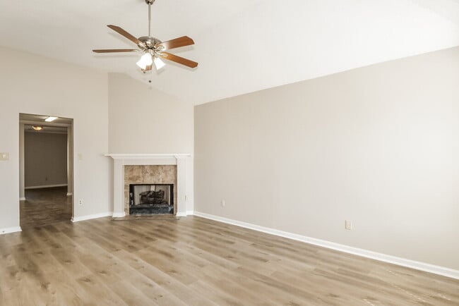 Building Photo - 4550 Cedar Leaf Cove