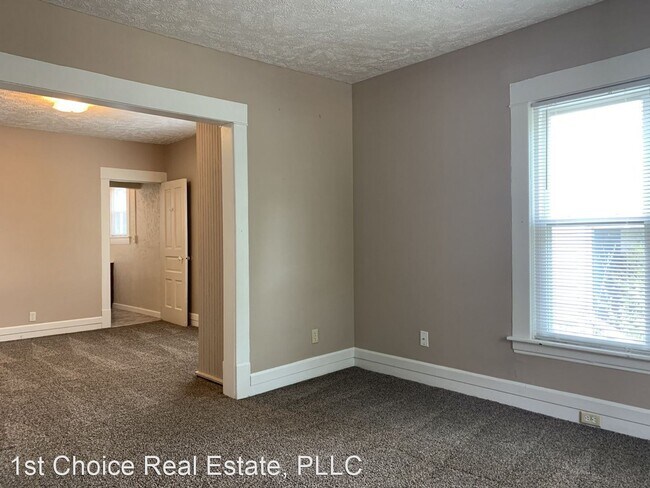 Building Photo - 1 br, 1 bath House - 1023-1 N. Walnut