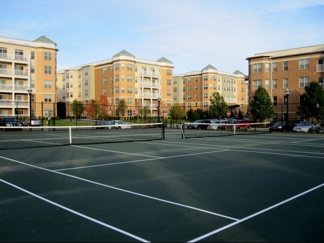 Building Photo - 15 Parkside Pl