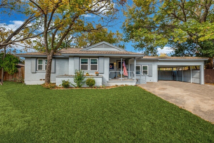 Foto principal - 10227 Sylvia Dr