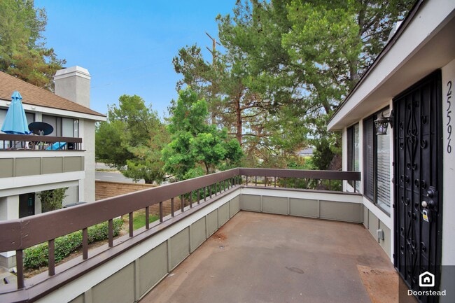 Foto del edificio - 25596 Mont Pointe