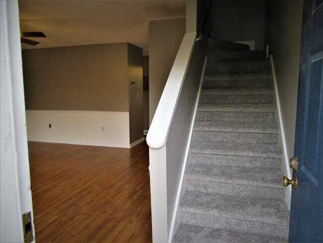 Foto del edificio - 917 Hulon Ln