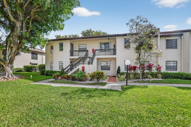 Building Photo - 21650 Juego Cir