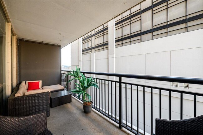Foto del edificio - 620 Peachtree St NE