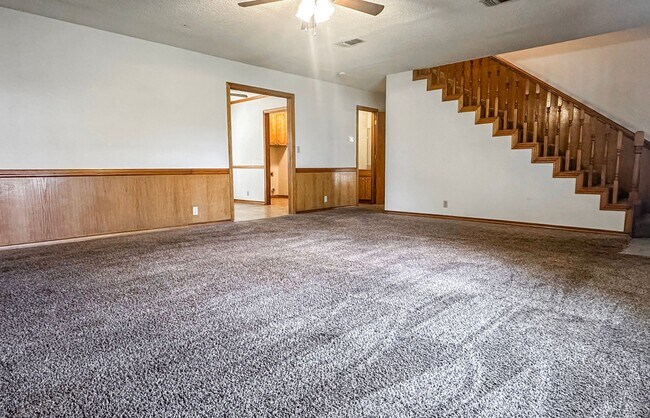 Foto del edificio - 3 Bedroom 2.5 Bath House in Texarkana, TX