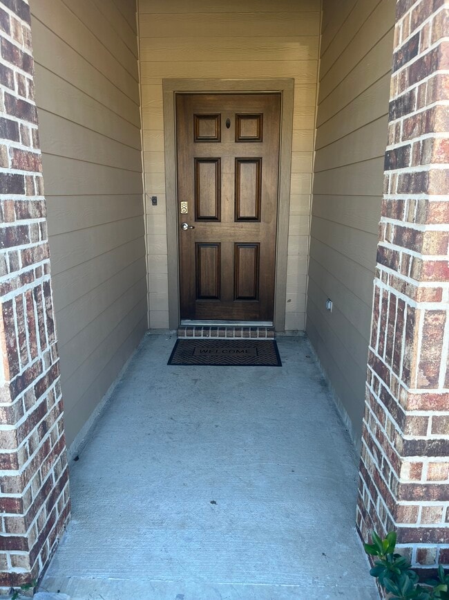 Foto del edificio - 21111 Albany Landing Ln