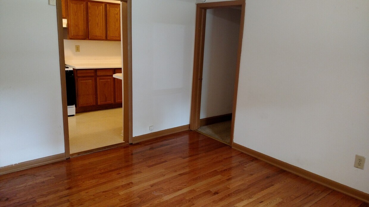 Building Photo - The Belleview Apartments