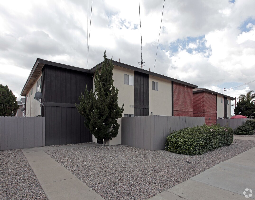 Building Photo - 7152-7162 21st St