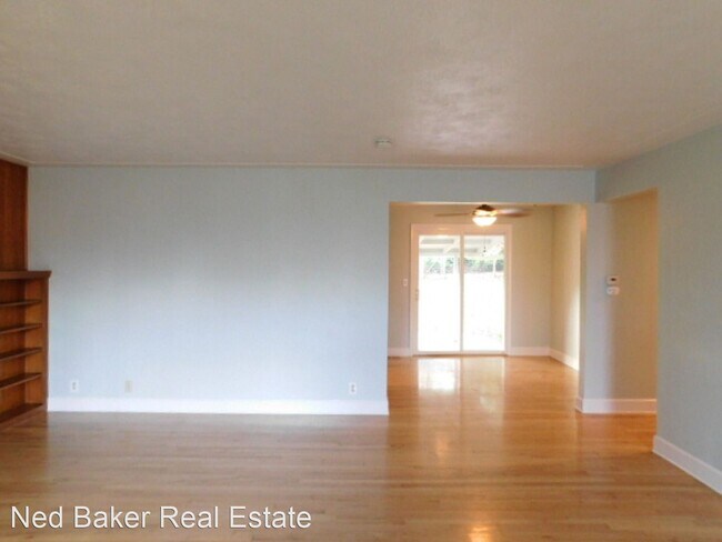 Building Photo - 3 br, 1.5 bath House - 1296 Heather Ln SE