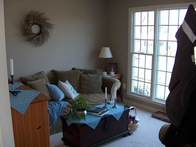Foto del edificio - 486 Riverview Dr