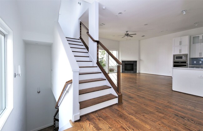 Building Photo - 5711 Kansas St