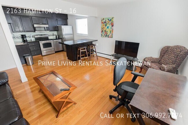 Building Photo - 2163 Hamilton St