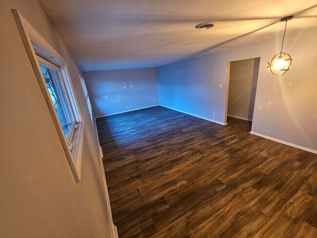 Foto del edificio - 659 Andrews Rd