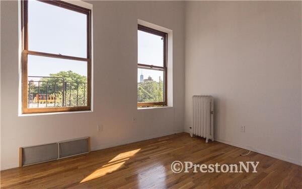 Foto del edificio - 249 W 11th St