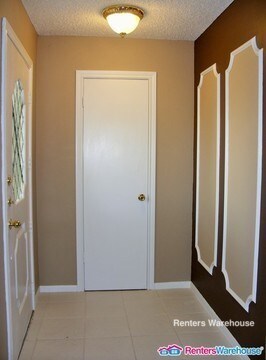 Building Photo - 17125 Beaver Springs Dr