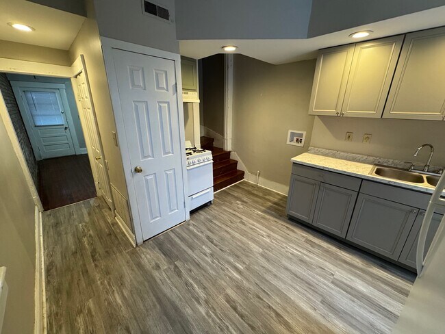 cocina - 552 Bradley St