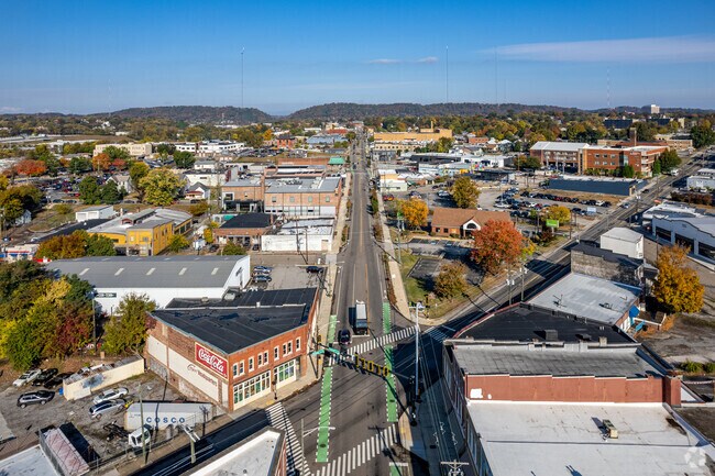 Central and Broadway intersection in Uptown Knoxville.