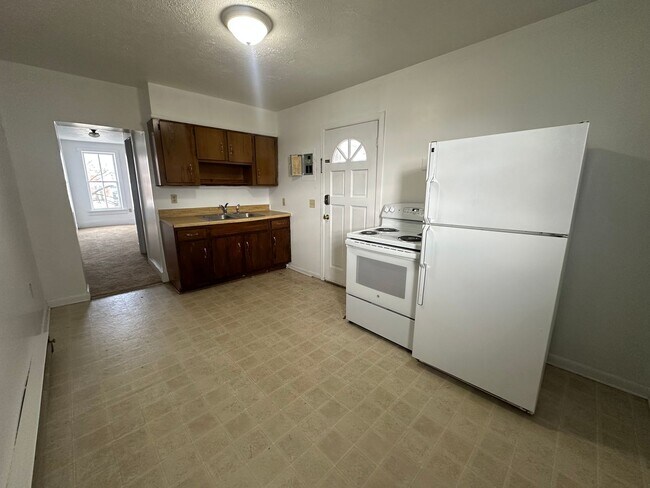 Foto del edificio - 5290 Main St