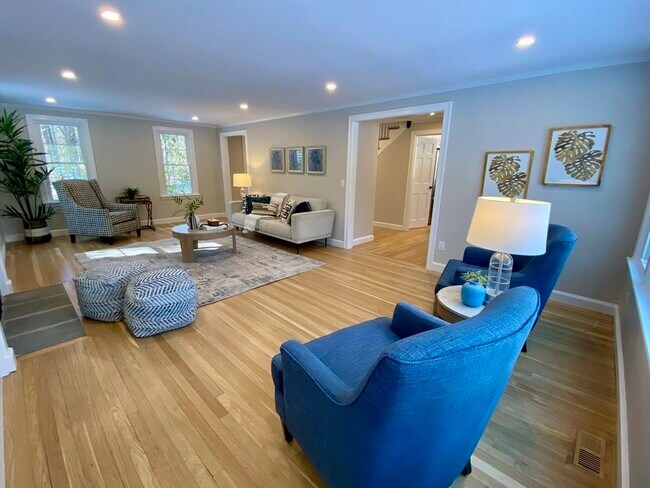 Building Photo - 16 Sears Rd