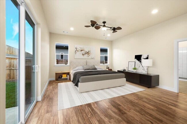 Foto del edificio - 2794 High Cedars Ln