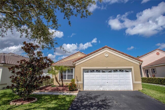 Foto del edificio - 614 Stanton Ln