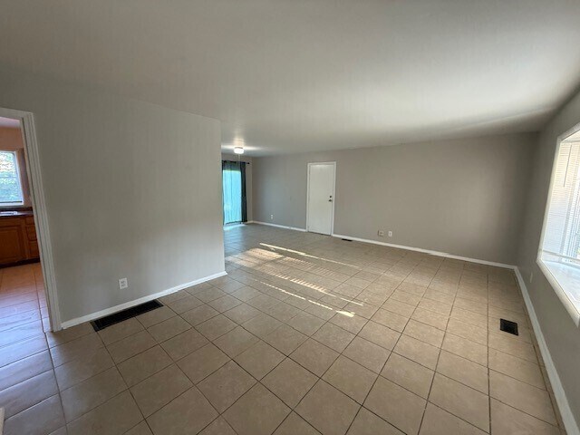 Foto del edificio - 3442 Seine Ct