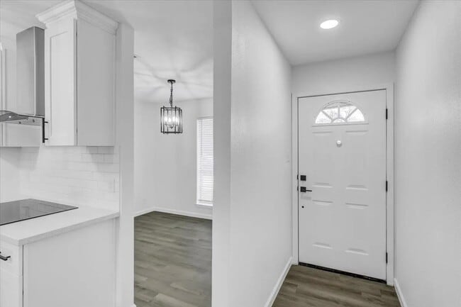 Foto del edificio - 108 Sparrow Way