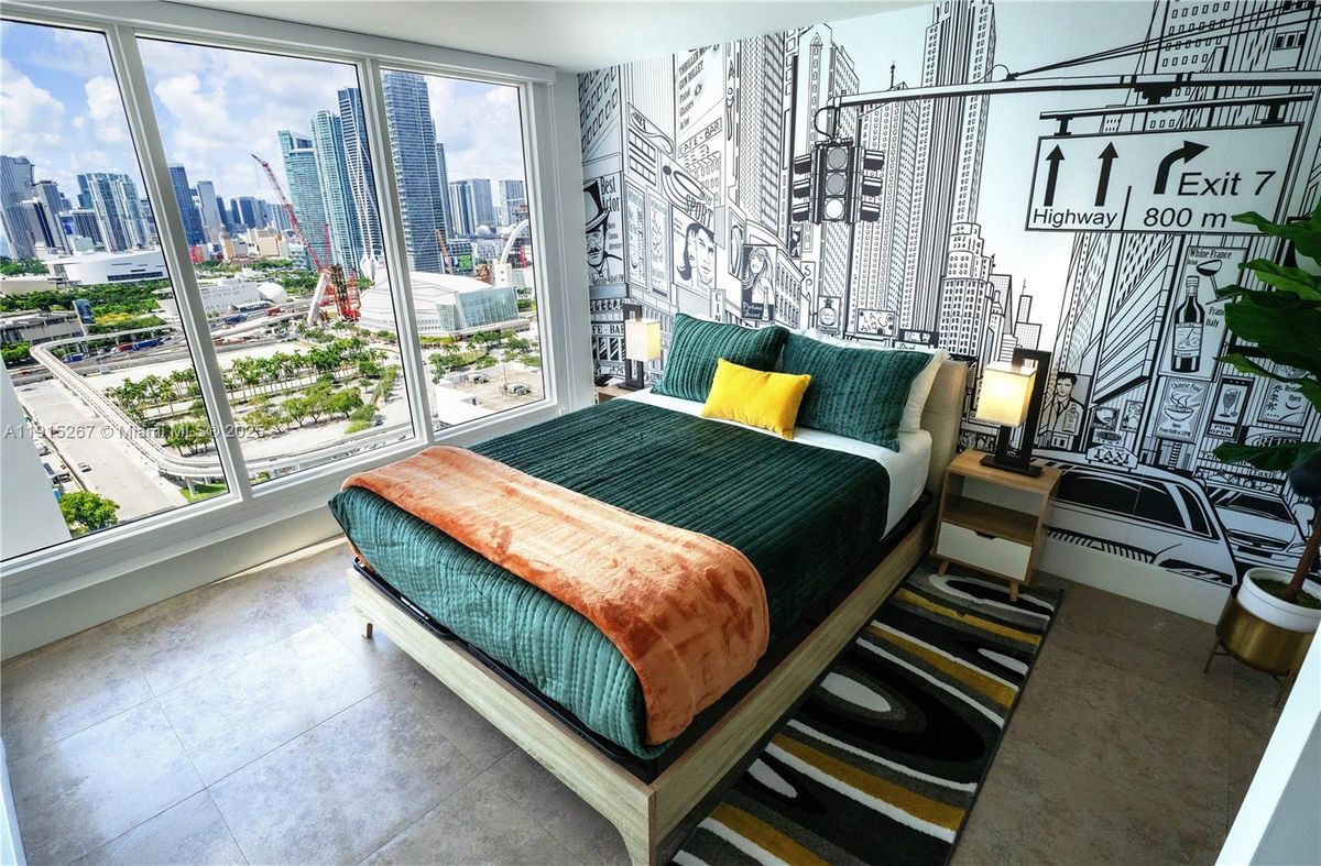 Foto del edificio - 1717 N Bayshore Dr