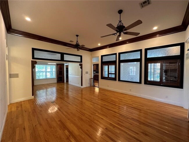 Building Photo - 4619 W Knoll View Way