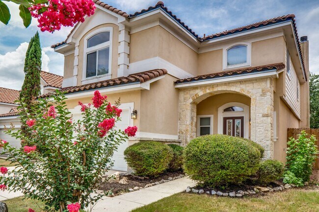 Foto del edificio - 3 Bedroom 2.5 Bath Mediterranean Home in N...