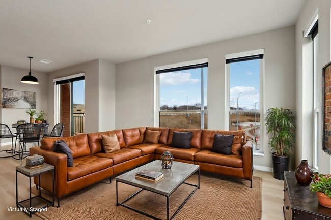 Building Photo - The Tuxedo