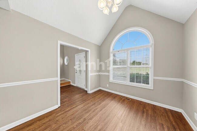Foto del edificio - 3366 Dabney Ln